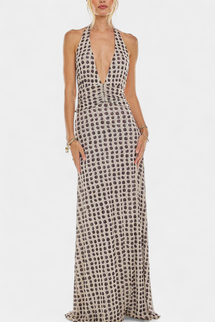 Vestido maxi halter de lunares para mujer, estilo bohemio elegante, perfecto para verano y fiesta.