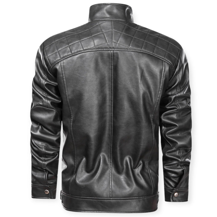 Chaqueta de hombre elegante en color oscuro, vista frontal. Múltiples bolsillos para un look casual y abrigador de invierno.