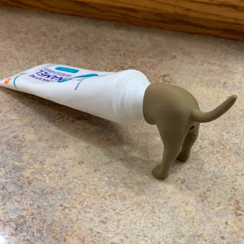 Alegre set de 5 portacepillos de perro para niños. Organizador de baño ideal para una higiene dental divertida y ordenada.