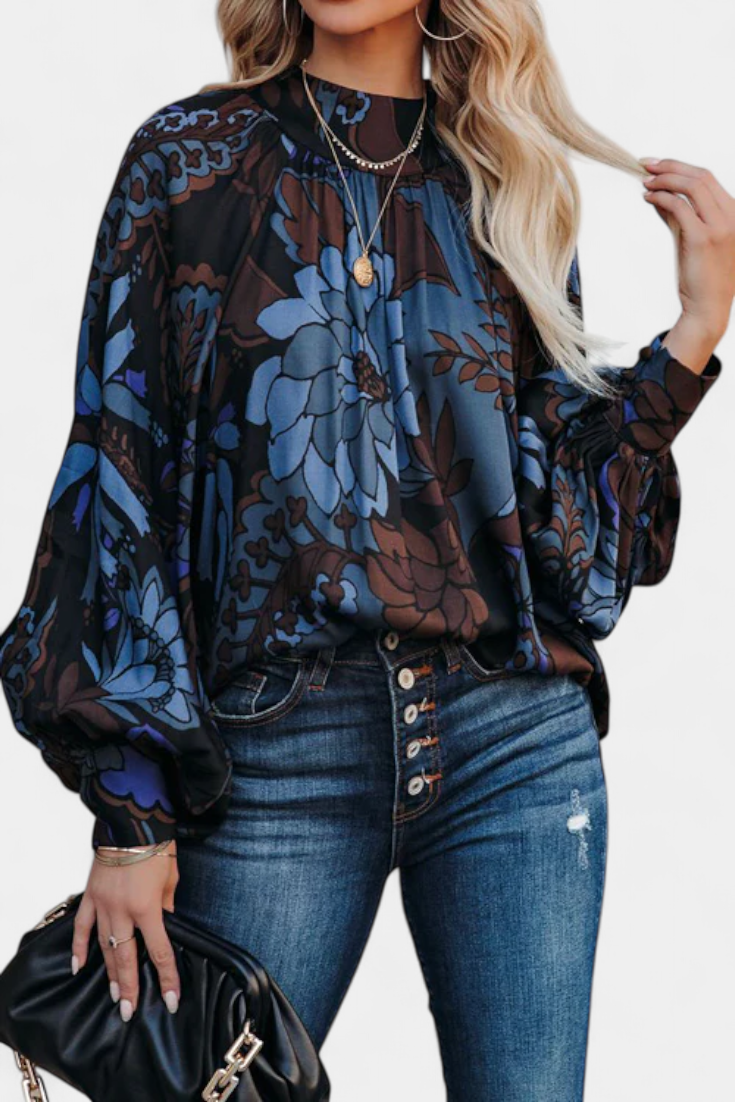 Blusa de manga larga elegante para mujer. Ropa de oficina y estilo casual chic para otoño y primavera.