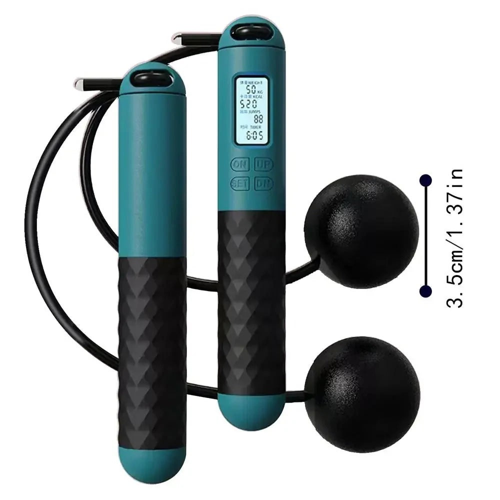 Comba de ejercicio con contador digital y peso, diseño inalámbrico para fitness.