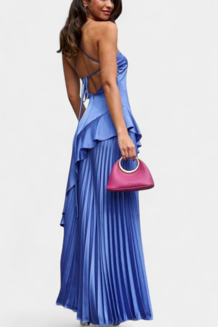 Vestido asimétrico de un hombro para mujer con volantes. Vestido elegante ideal para fiesta y moda femenina.