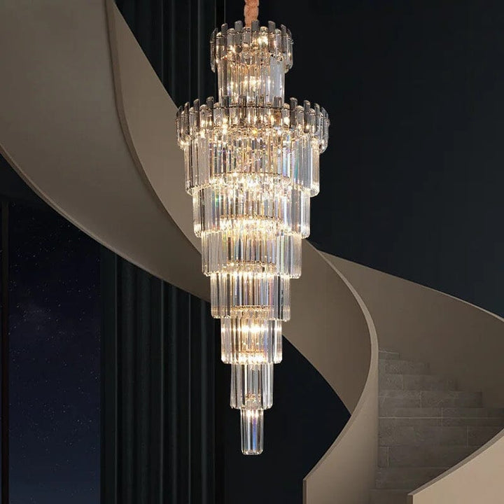 Lámpara colgante escalonada con cristales, diseño francés moderno, para un hogar sofisticado y lujoso.