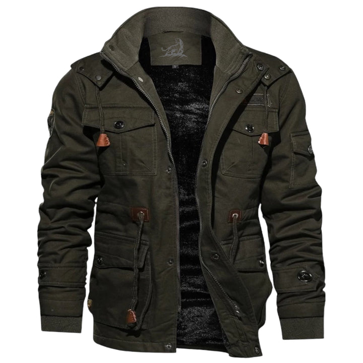 Chaqueta táctica versátil para hombre, perfecta senderismo y actividades al aire libre. Resistente al viento, bolsillos.