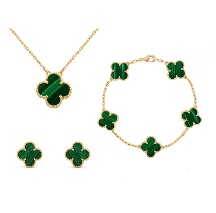 Pendientes trébol para mujer, acero inoxidable con baño de oro 18k. Parte de un conjunto de joyas hipoalergénico.