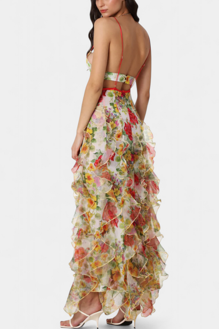 Maxi vestido romántico floral con volantes, espalda descubierta y cortes laterales para mujer.