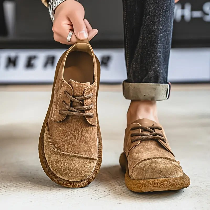 Descubre el confort: zapatos masculinos ortopédicos caqui, perfectos para tu día a día.