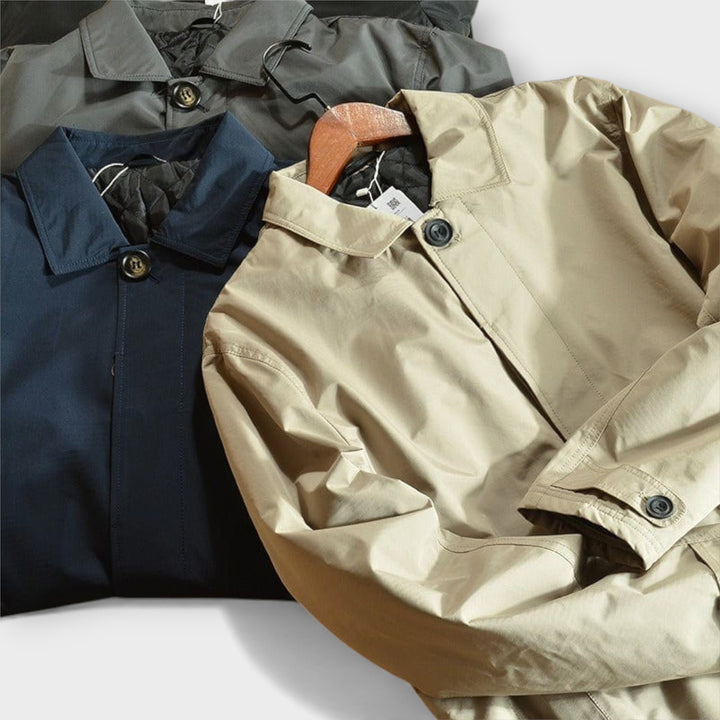 Ropa exterior de hombre: chaqueta cálida, impermeable y elegante para otoño e invierno urbano.