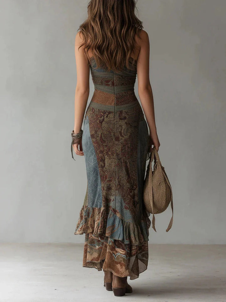 Elegante vestido largo asimétrico marrón para mujer. Estilo étnico fluido, ideal para eventos de verano.