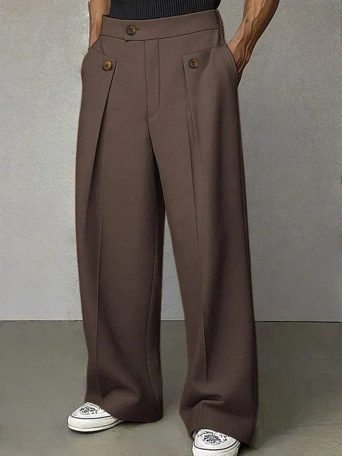 Pantalones Daniel de hombre en algodón transpirable, diseño moderno con pierna ancha para confort y estilo.