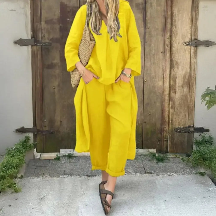 Conjunto de mujer: dos piezas casual y elegante. Ropa cómoda y versátil para el verano. Estilo relajado.
