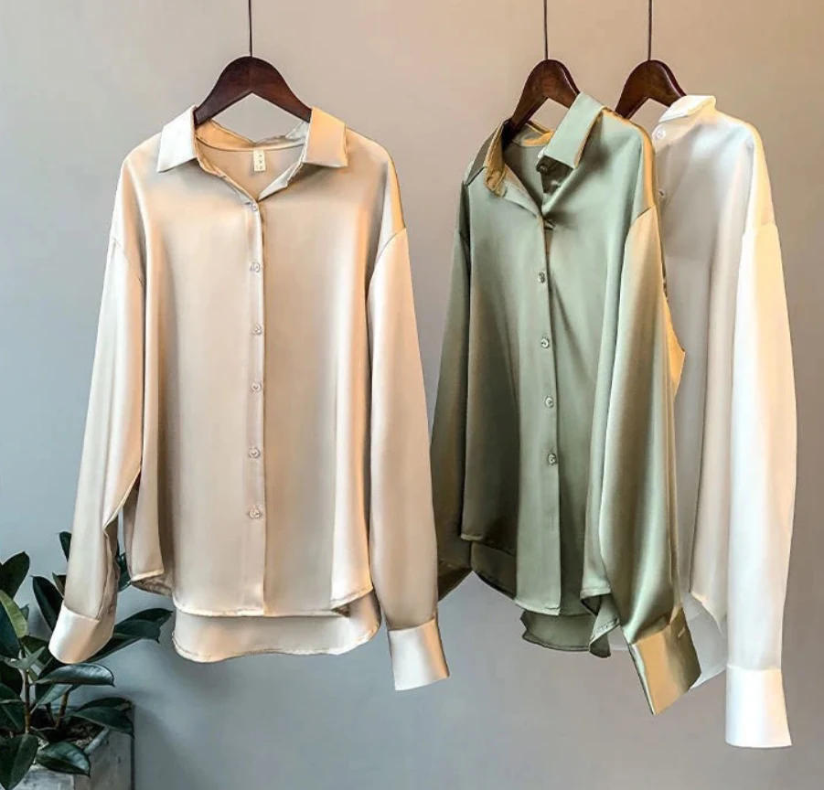 Blusa de mujer, estilo clásico elegante. Camisa de vestir versátil, perfecta para moda oficina.