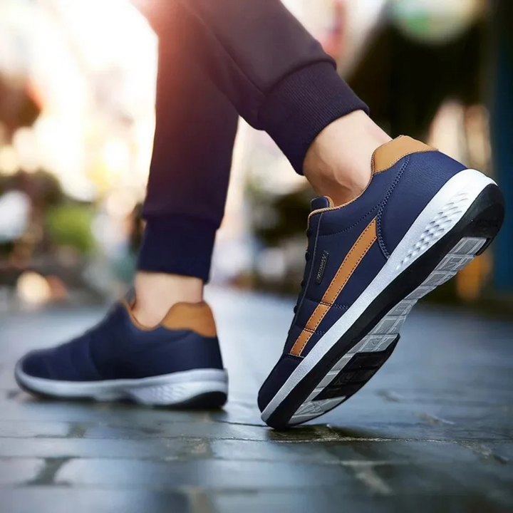 Zapatos ortopédicos negros de hombre. Estilo formal o casual, con soporte esencial para tus pies.