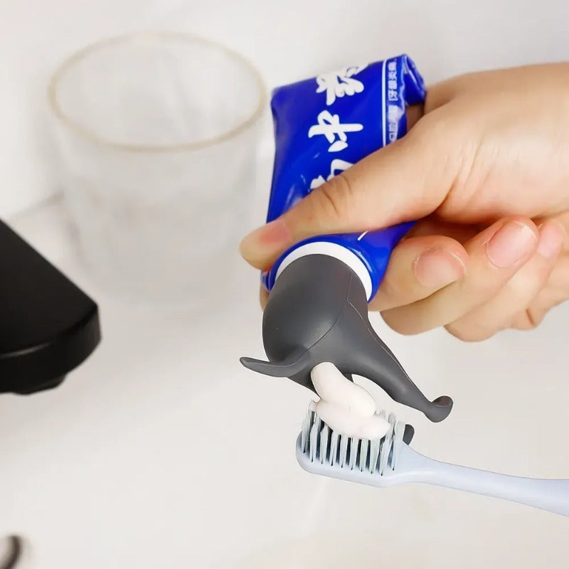 Cinco portacepillos con diseño de perro para niños. Ideal para organizar el cepillo de dientes en el baño de forma divertida.