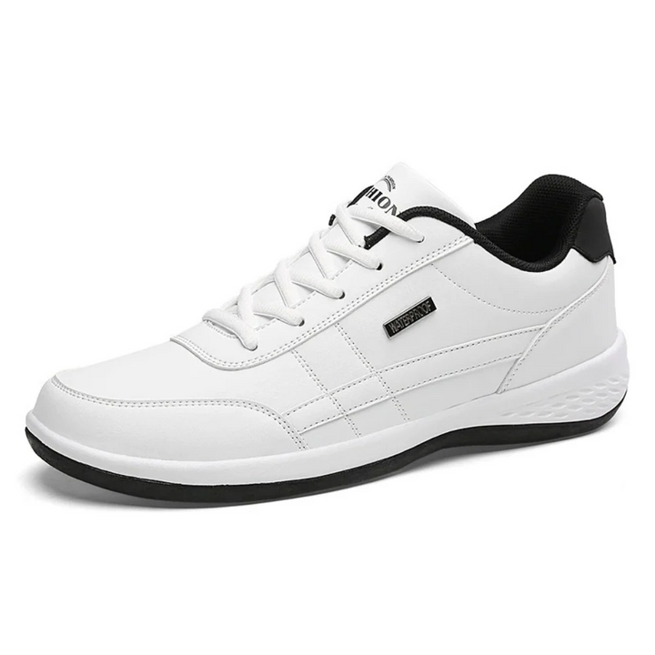 Zapatos ortopédicos elegantes para hombre que promueven pies sanos y un look sofisticado.