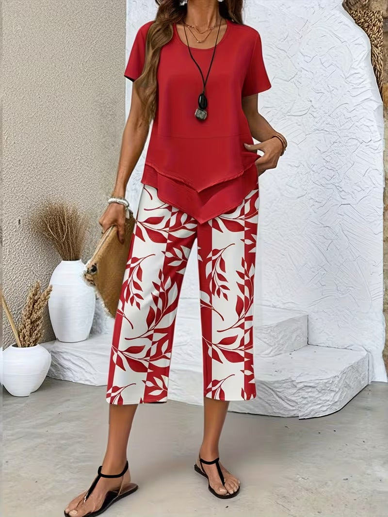 Ropa de mujer de verano: conjunto estampado de hojas tropicales, estilo fresco y cómodo.