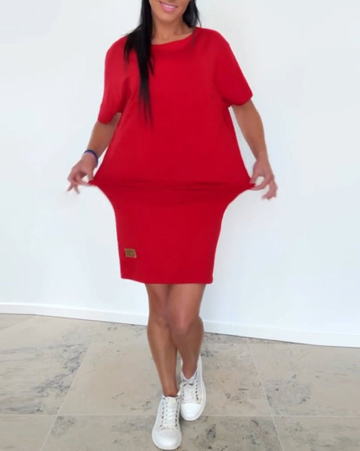 Vestido corto elástico para mujer, tejido suave y cómodo que se adapta a la figura.