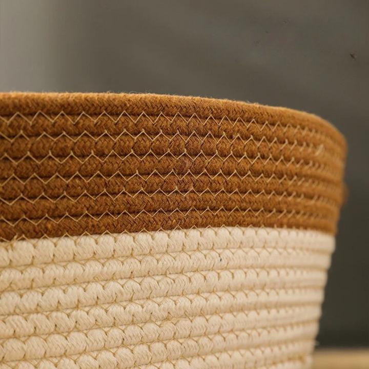 Cama para gatos duradera de cuerda, diseño elegante hecho a mano, accesorio de confort para tu felino.