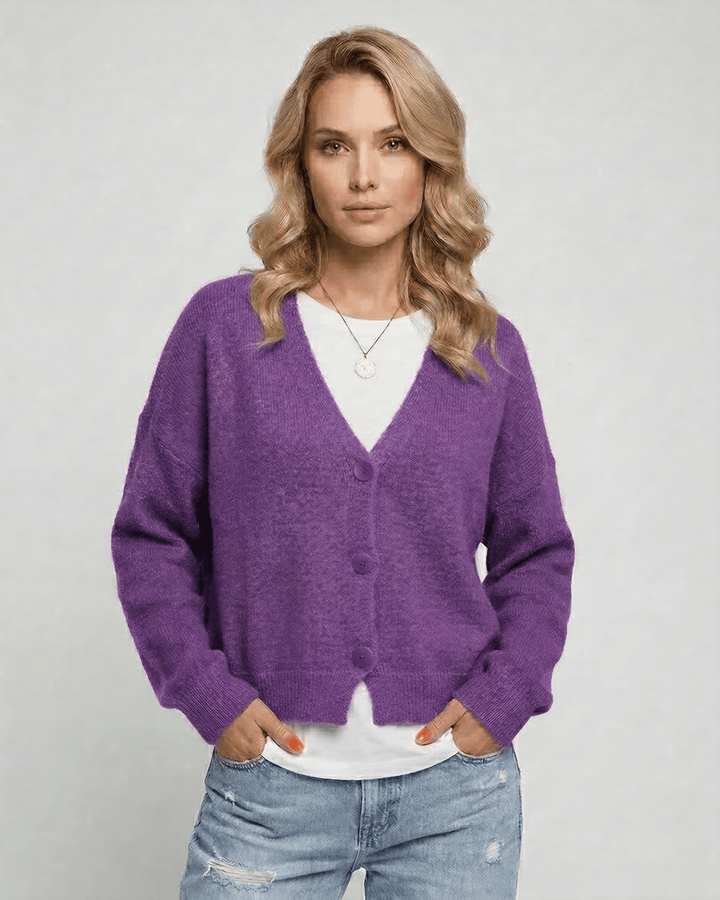 Cárdigan Iris púrpura para mujer, estilo vibrante y confort diario. Ideal para otoño e invierno.
