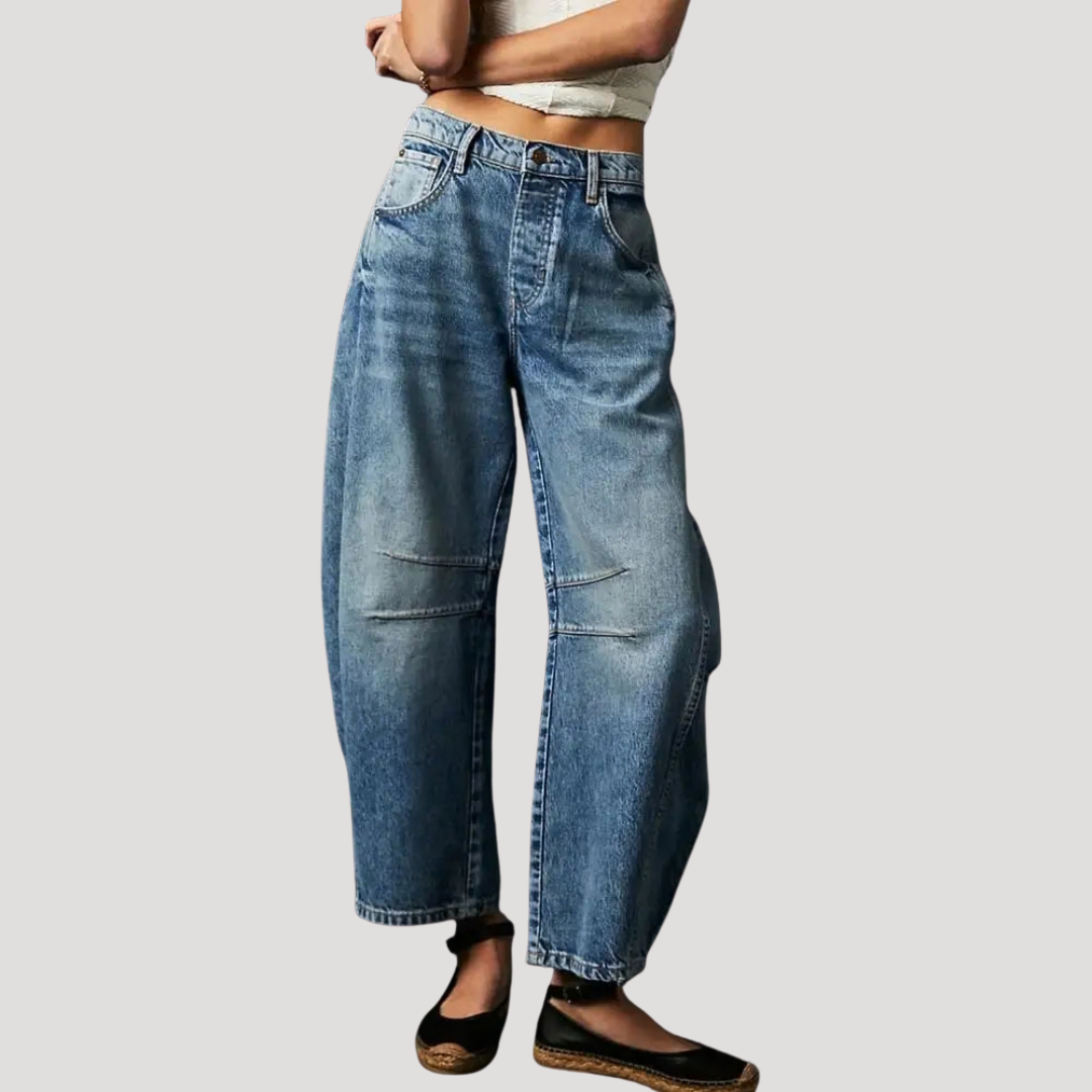 Pantalón vaquero chic de mujer, estampado leopardo tendencia, estilo pernera barril cómodo y versátil.