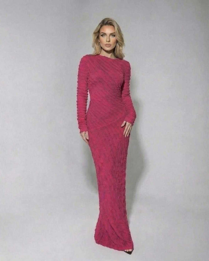 Vestido largo rosa texturizado para mujer, manga larga. Cómodo y chic para eventos de noche.