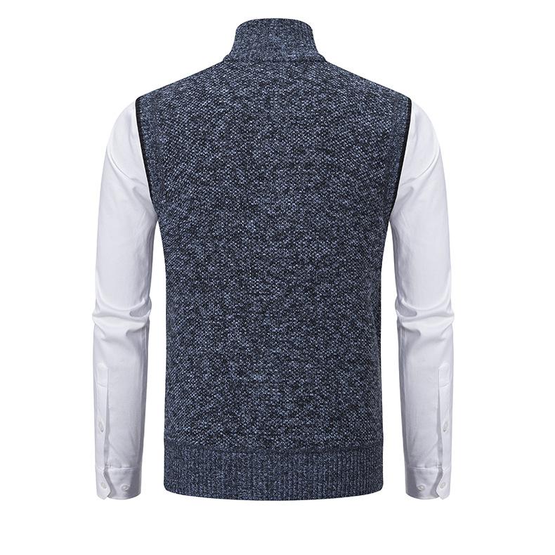 Cárdigan de punto versátil y cómodo para hombre con cremallera. Ropa masculina para entretiempo.