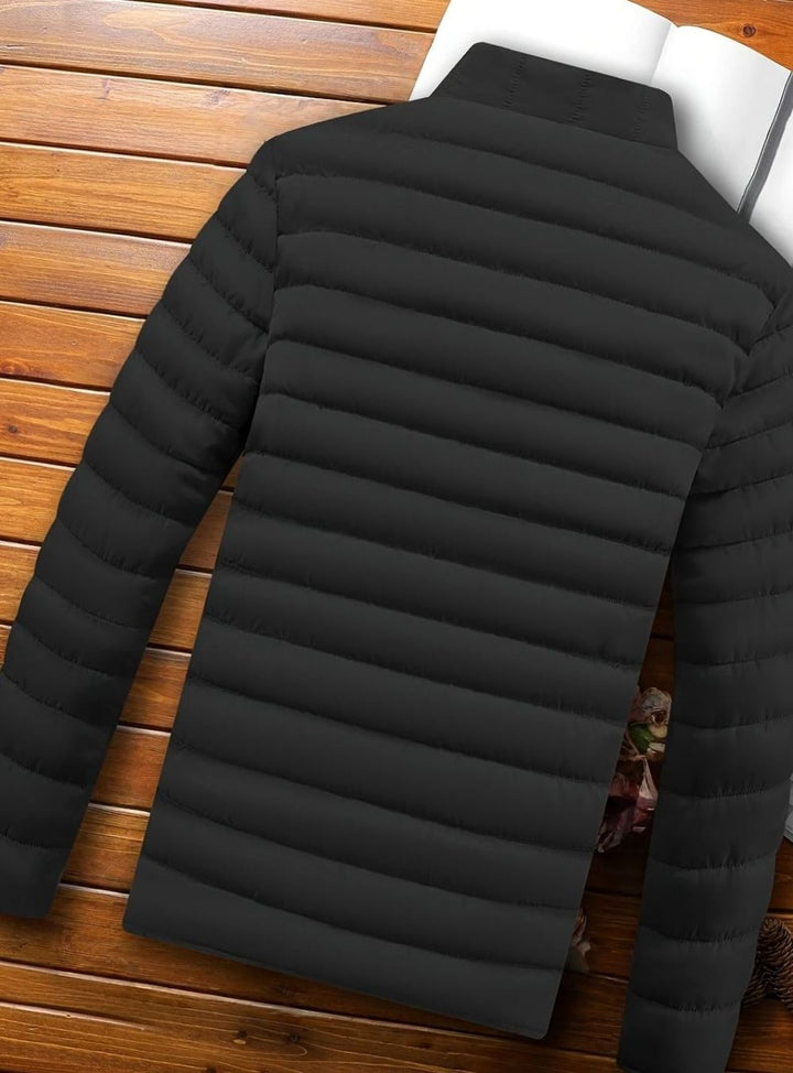 Exterior acolchado para hombre, ligero, con cremallera y bolsillos para el frío.