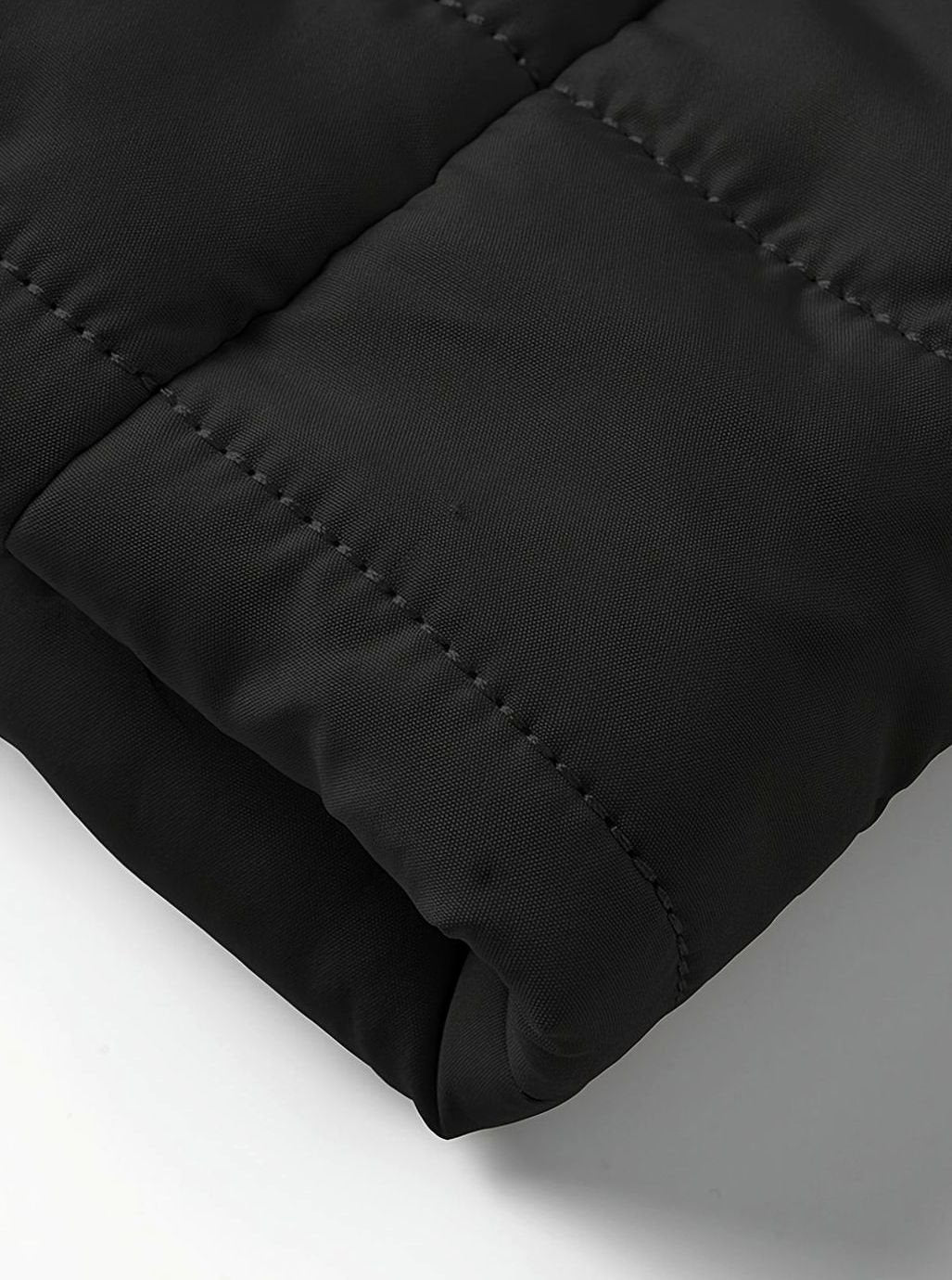 Chaqueta acolchada de hombre, estilo casual, ideal para exterior y clima frío.