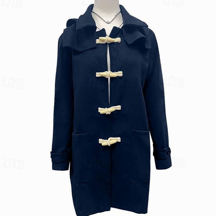 Abrigo de hombre largo con capucha, estilo clásico y botones toggle. Ropa exterior ideal para el invierno, cálido y versátil.