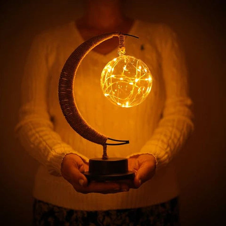 Luz de mesa decorativa luna creciente LED. Perfecta para iluminación interior del hogar y ambiente cálido.