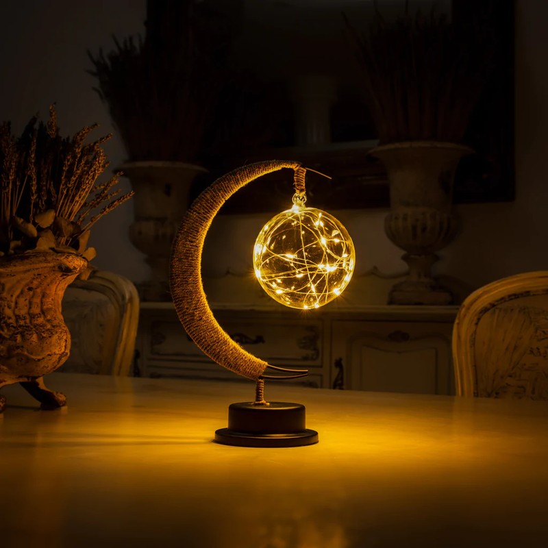 Regalo ideal: lámpara de mesa decorativa con luna creciente LED. Luz suave y diseño exclusivo para el hogar.