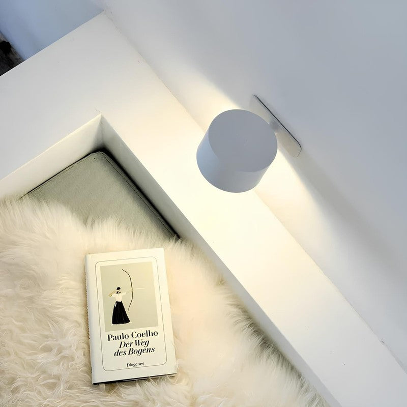 Lámpara de pared LED inalámbrica, táctil y con mando, giratoria, recargable USB para hogar.