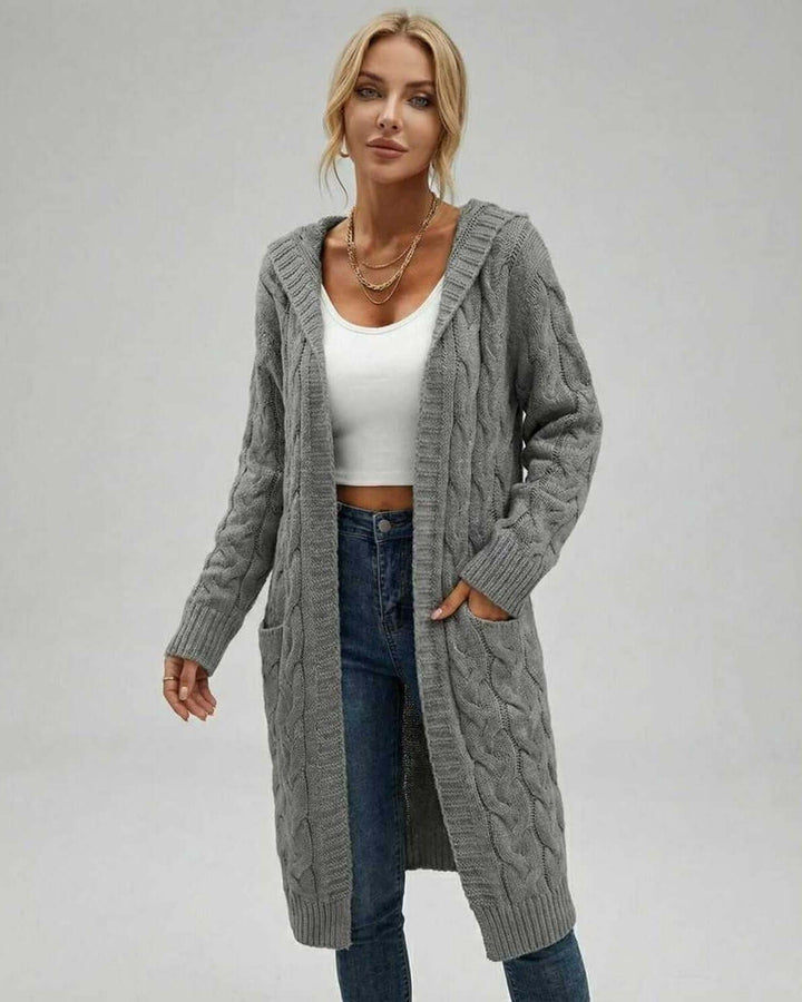 Cárdigan Aspen blanco para mujer, suave y cálido. Ideal para otoño e invierno, combina comodidad y elegancia casual.