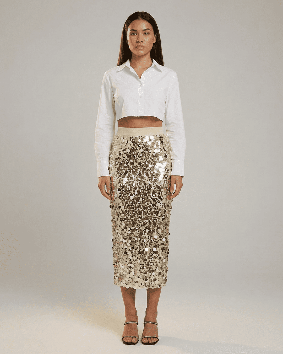 Falda midi blanca de lentejuelas bodycon con cintura alta para mujer. Diseño elegante y ajustado, perfecto para noche.