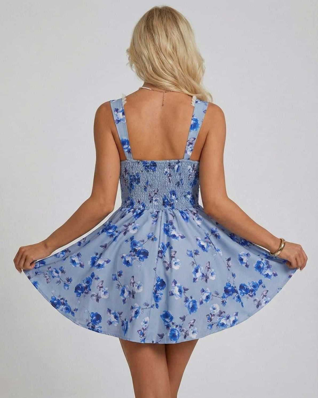 Vestido mini floral elegante para mujer, ideal para primavera y verano, con escote en V.