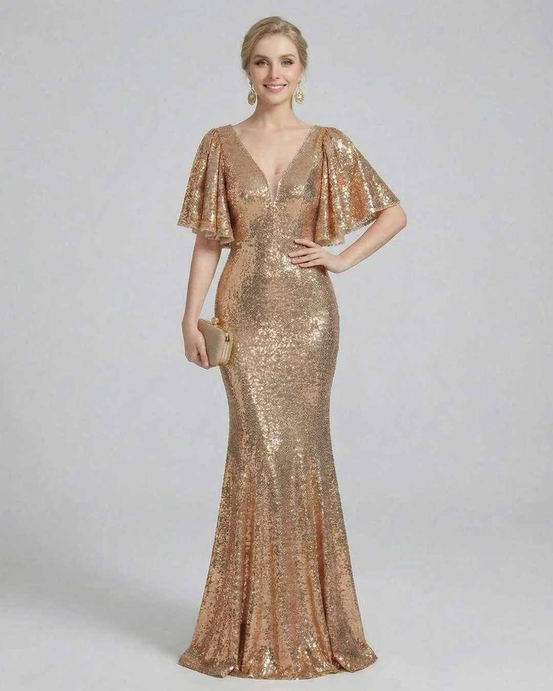 Vestido de gala celeste brillante para mujer. Diseño elegante, silueta trompeta y escote V para noche de fiesta.