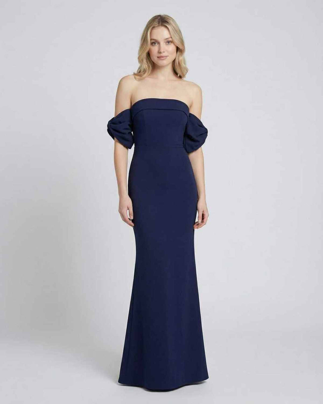 Vestido maxi bodycon azul celeste para mujer con hombros descubiertos, elegante y ajustado, ideal para fiesta.