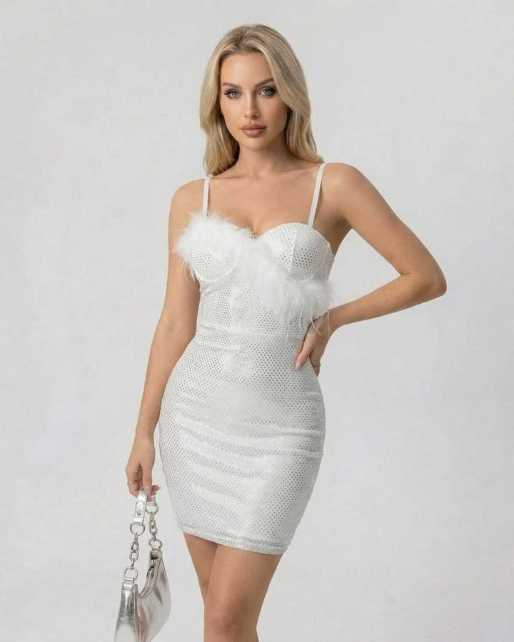 Vestido de lentejuelas para mujer, con un corte mini bodycon. Ideal como vestido de fiesta y ocasiones especiales.