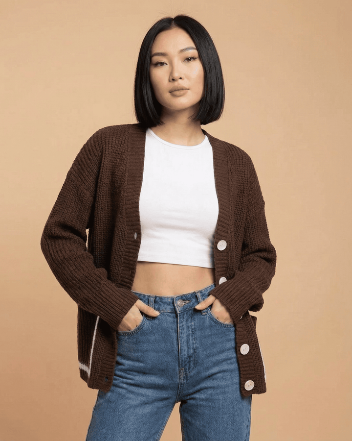 Cárdigan de punto para mujer. Prendas de moda para invierno, bloque de color, ropa versátil y relajada.