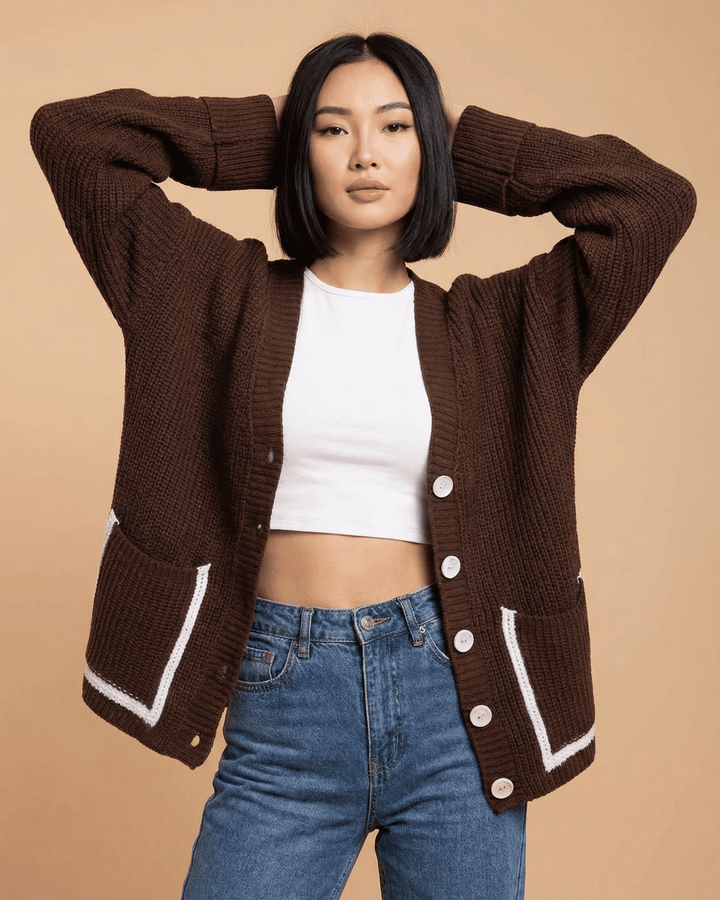 Cárdigan mujer bloque de color. Suéter casual de punto para otoño/invierno. Estilo cómodo y versátil.