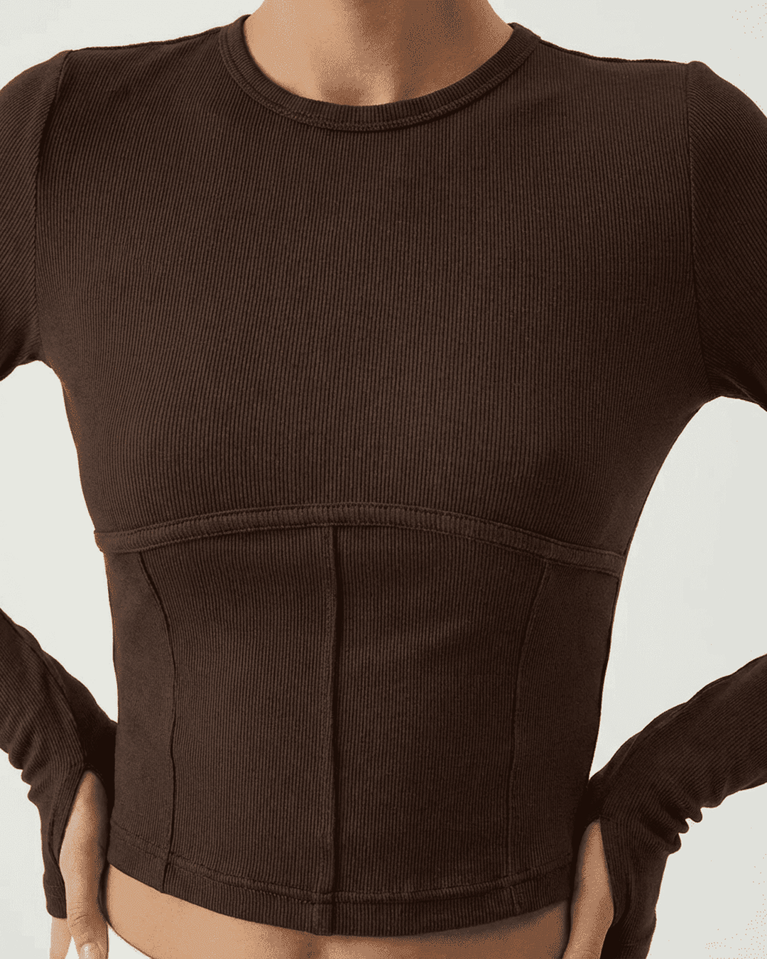 Top corsé corto casual para mujer, cómodo y moderno, perfecto para un look diario chic y actual.