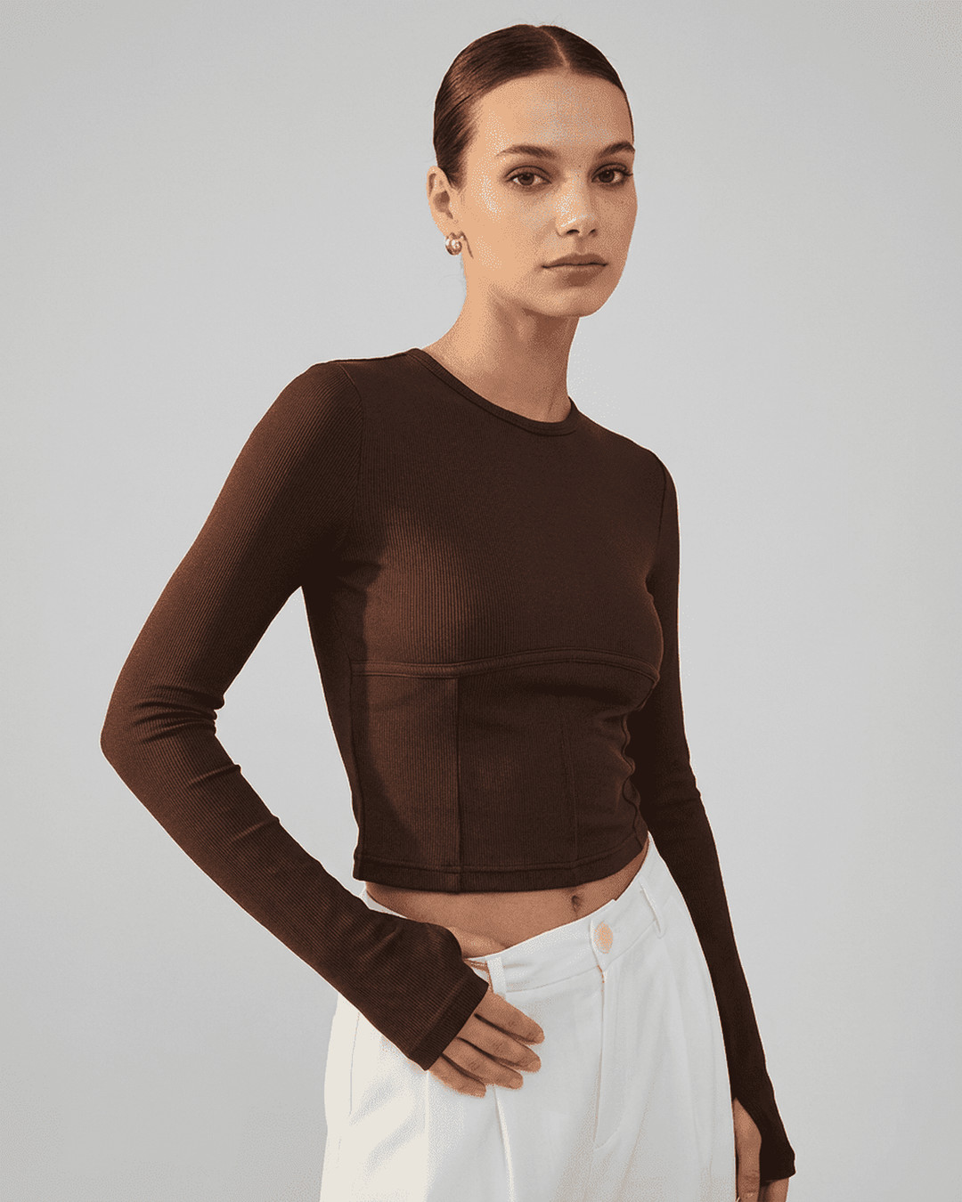 Top corsé corto elegante para mujer, estilo chic y ajustado, ideal para outfit diario u ocasiones especiales.