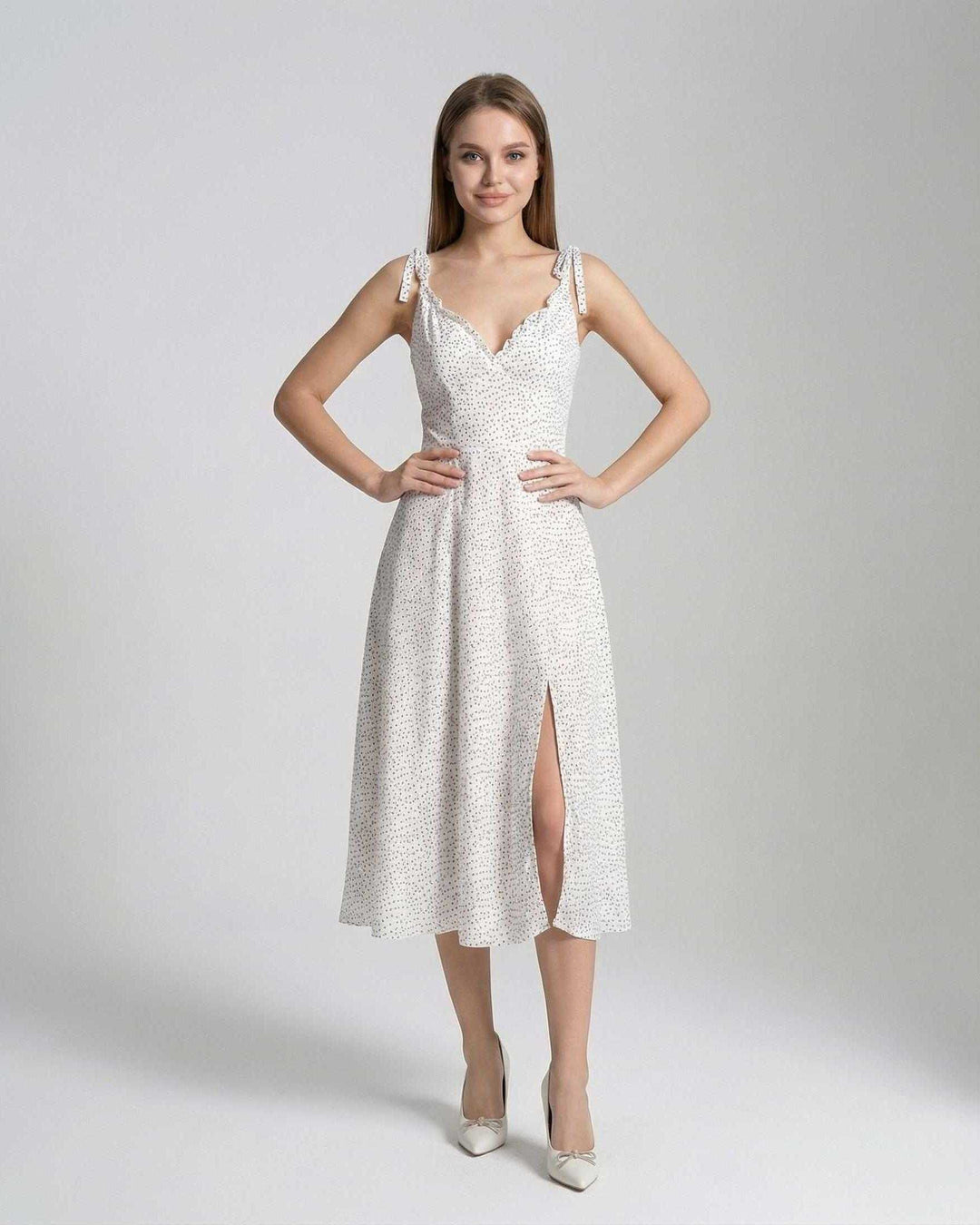 Vestido para mujer midi de lunares, corte A-line. Vestido elegante y de verano, ideal para estilo casual chic.