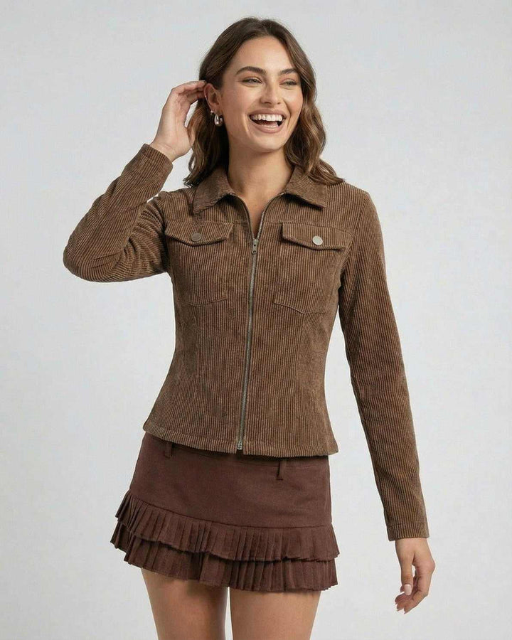 Prenda versátil: chaqueta Florence de mujer para otoño/primavera, con diseño elegante y ajuste moderno.