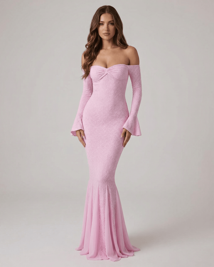 Elegante vestido formal blanco de mujer, estilo sirena y hombros descubiertos. Ideal para cóctel y eventos especiales.