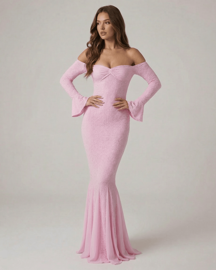 Sofisticado vestido maxi blanco de noche con hombros descubiertos y corte sirena. Vestido de fiesta elegante para mujer.