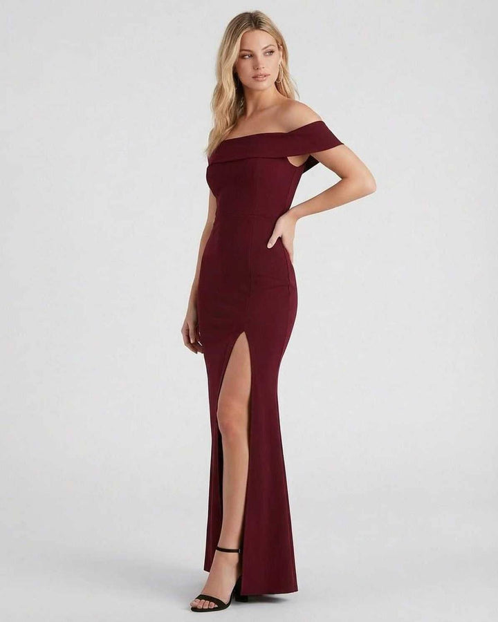 Moda mujer: vestido maxi blanco off-the-shoulder, look elegante y sofisticado para cualquier evento.
