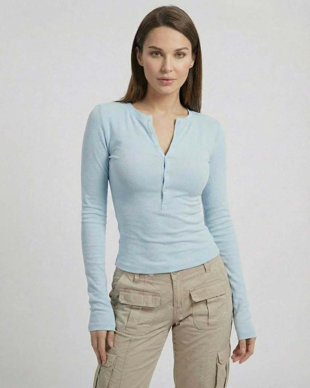 Top de manga larga para mujer, viscosa cómoda, ajuste slim moderno, color blanco versátil.