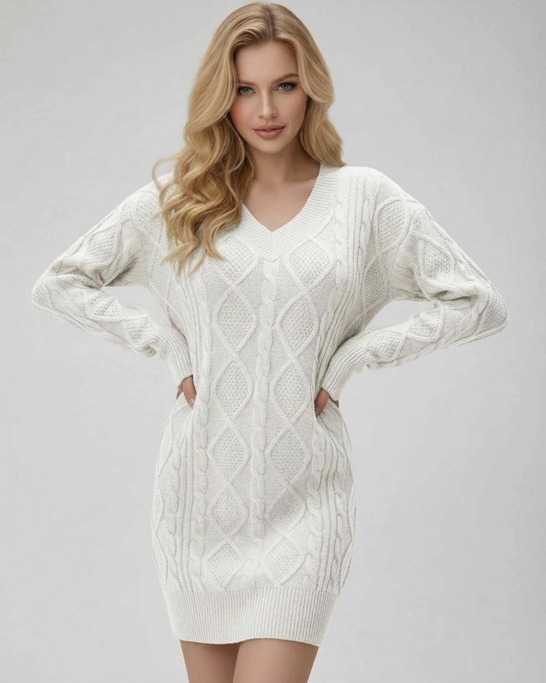 Vestido mini de punto blanco con cuello V y manga larga para mujer, estilo chic y casual, ajuste regular.