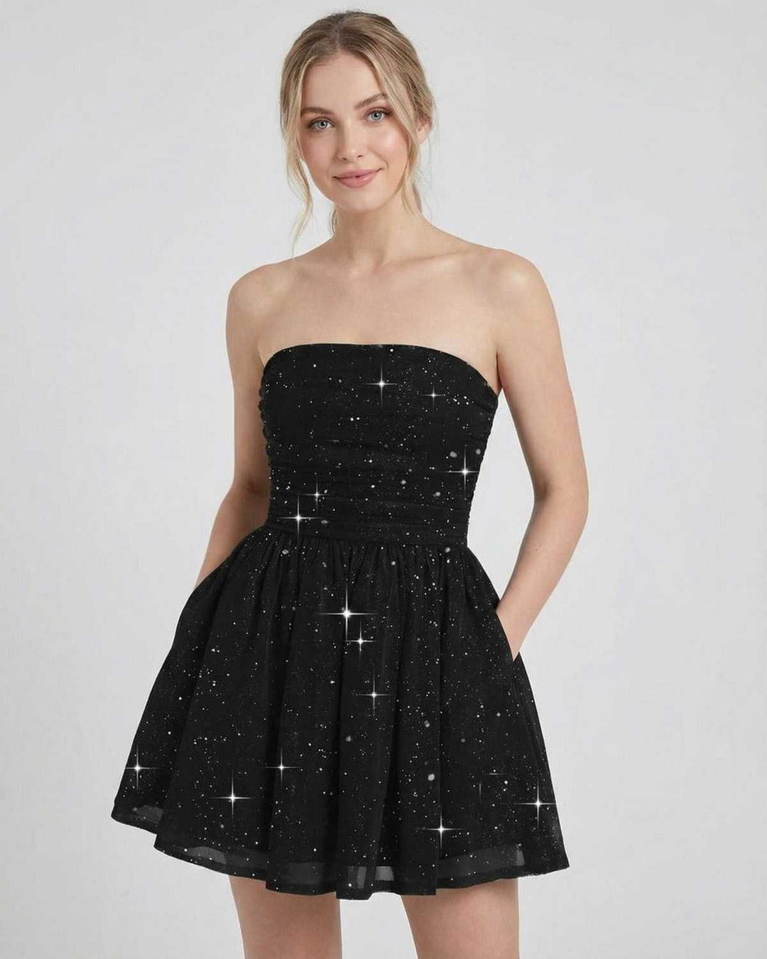Vestido mini Lyra elegante sin tirantes para mujer, perfecto para cóctel y noche. Silueta A-line.